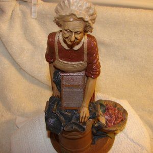 "G-29" Gnomes Aunt Jewell